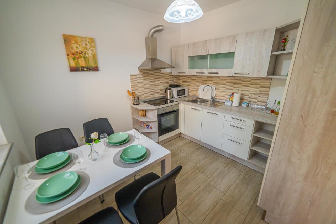 Harmony Inn Apartments Portorose Esterno foto