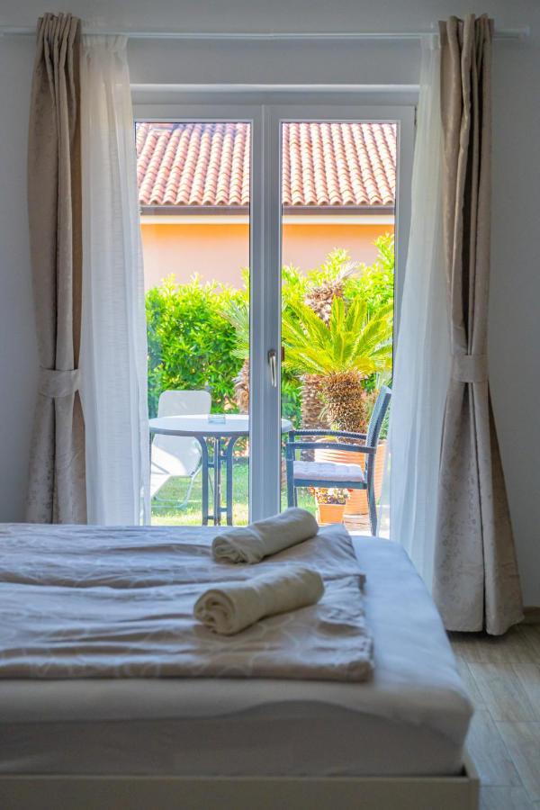 Harmony Inn Apartments Portorose Esterno foto