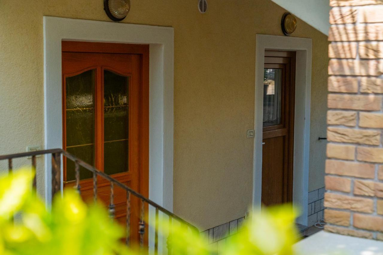 Harmony Inn Apartments Portorose Esterno foto