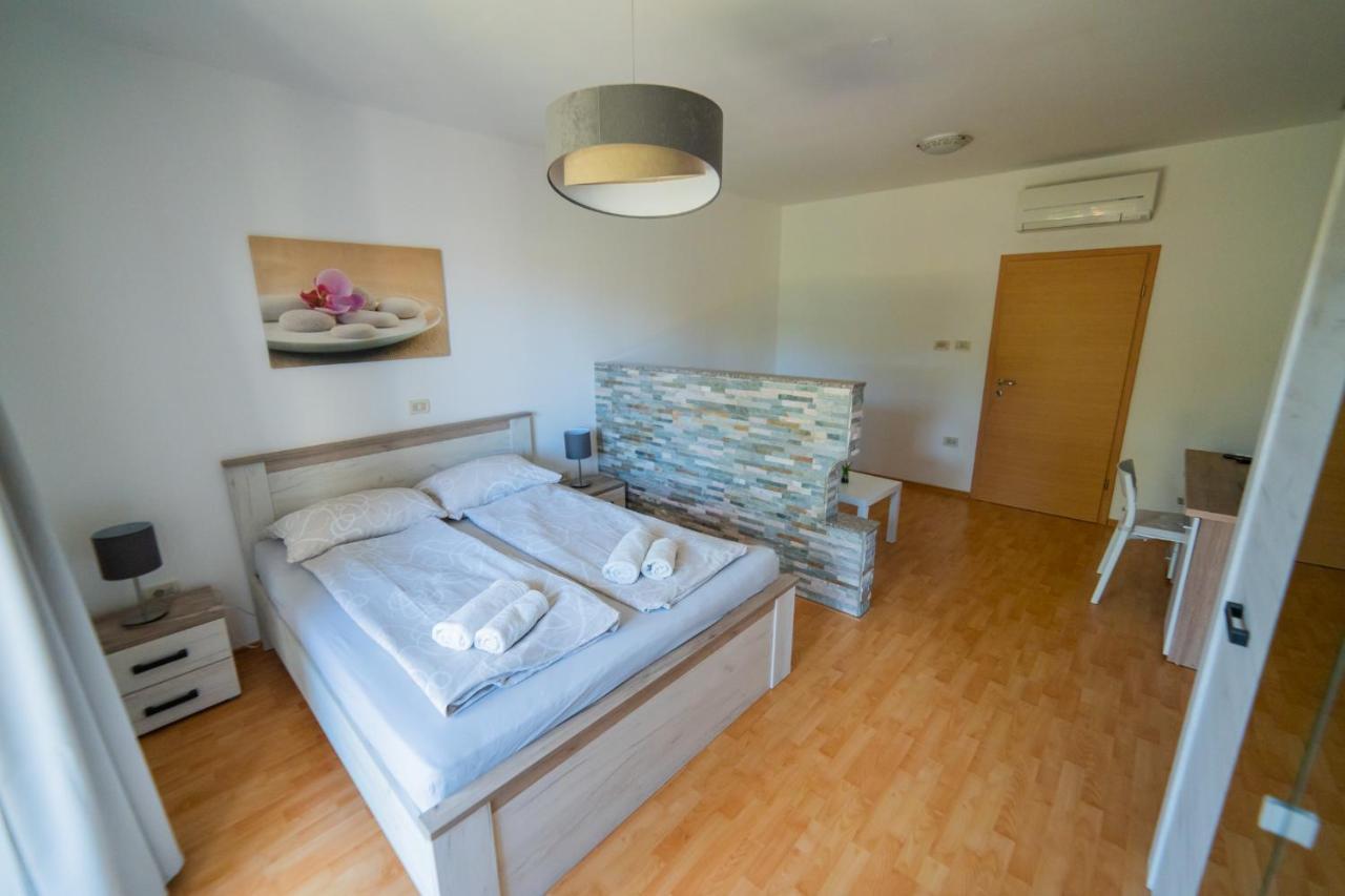 Harmony Inn Apartments Portorose Esterno foto
