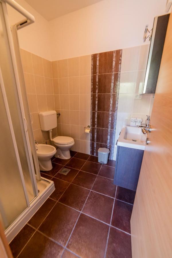 Harmony Inn Apartments Portorose Esterno foto