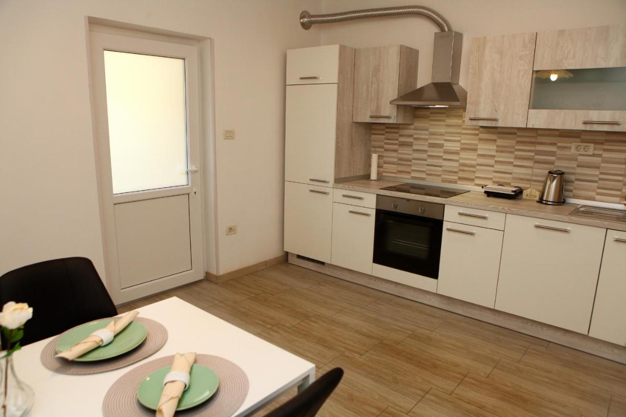 Harmony Inn Apartments Portorose Esterno foto