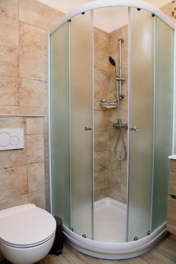 Harmony Inn Apartments Portorose Esterno foto