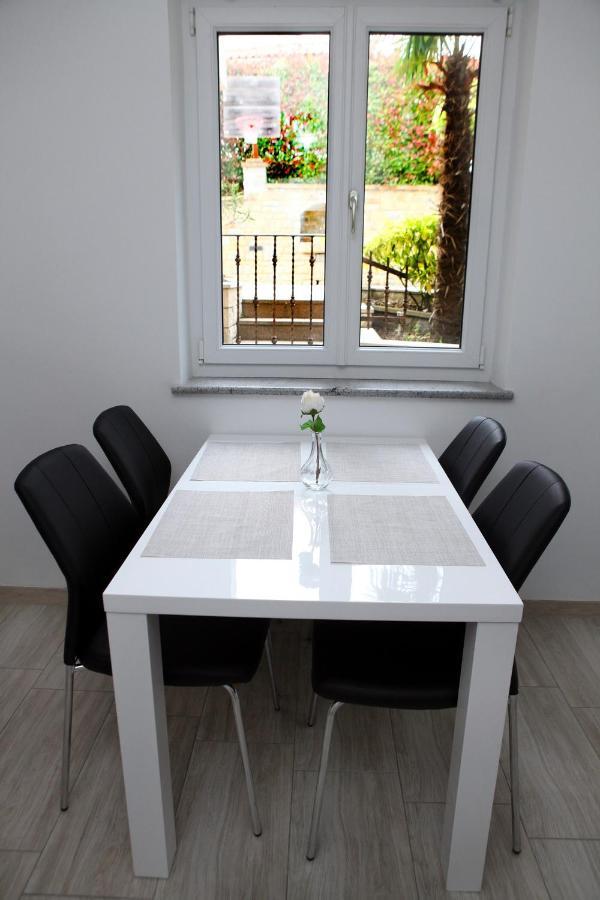 Harmony Inn Apartments Portorose Esterno foto