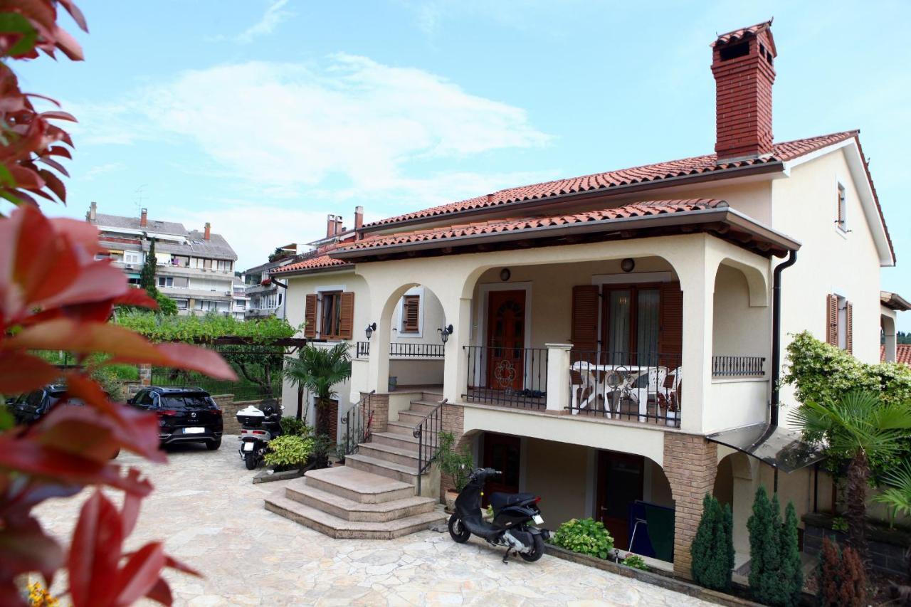 Harmony Inn Apartments Portorose Esterno foto